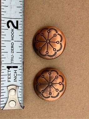 Vintage Navajo Southwest etched copper round clip on earrings